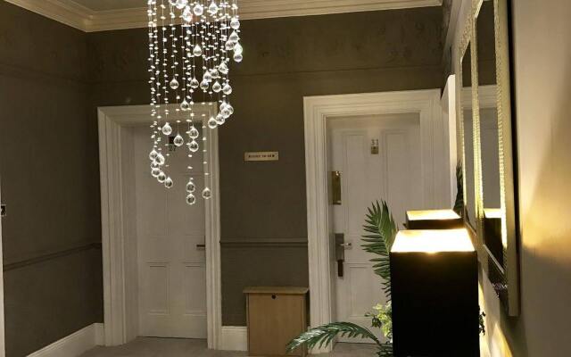 The Mount Rooms