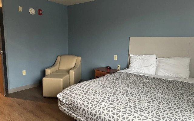 WoodSpring Suites St Louis St Charles