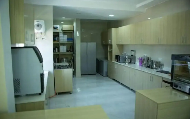 Mamma Chare Hotel