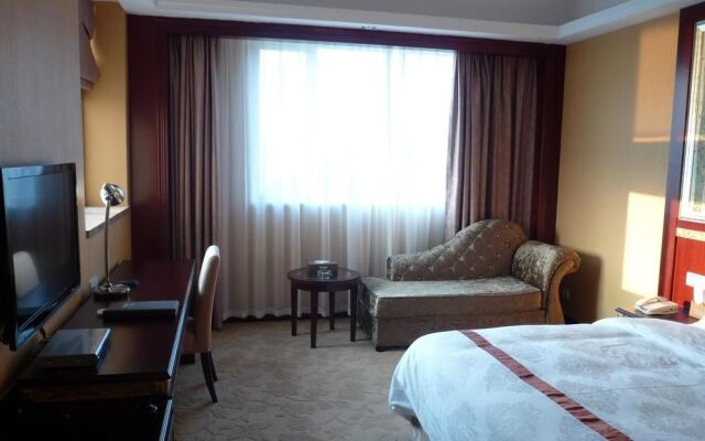 Longzhu Hotel