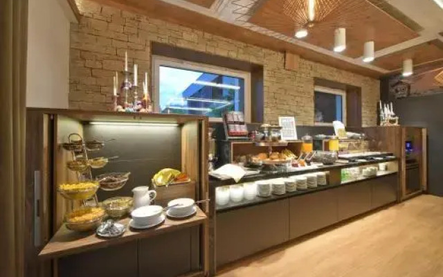 Hotel Ertl & mexican cantina salud