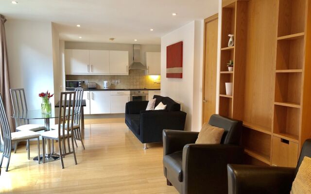 Stylish Apartments in Victoria & Westminster