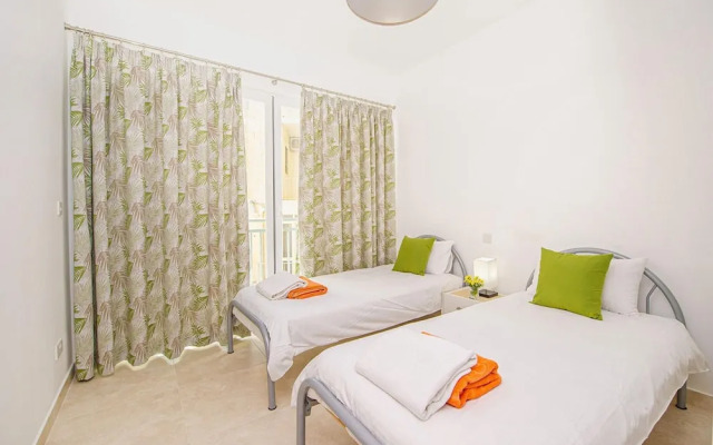 The Hillock South B4