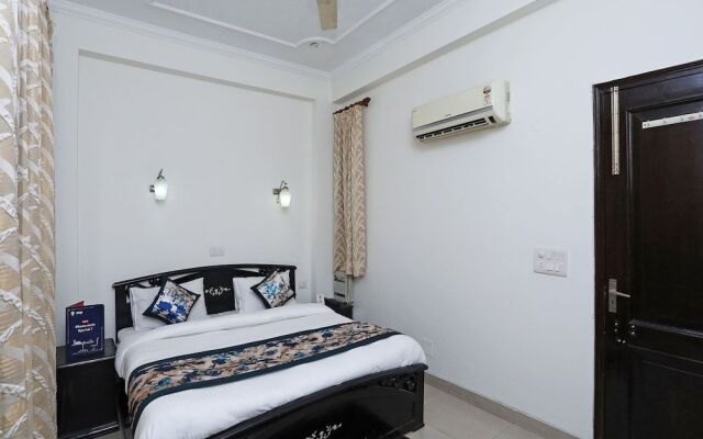 OYO 15130 Cape Jasmine Regency