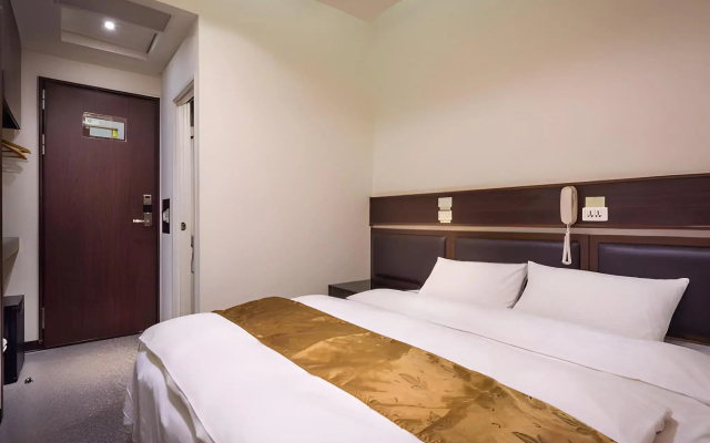 Twinstar Hotel