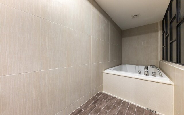 Changwon Masan Ros Signature Hotel