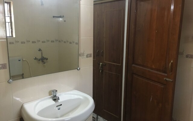 OYO 7958 StayOut Fernandes Villa