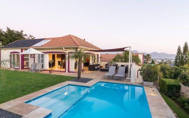 Pink Rose Guesthouse & Spa