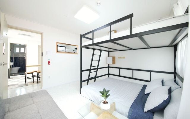 ZIBRO H guesthouse