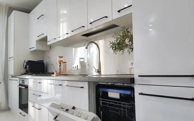 Apart Deluxe Легенды моря на Мирной 6