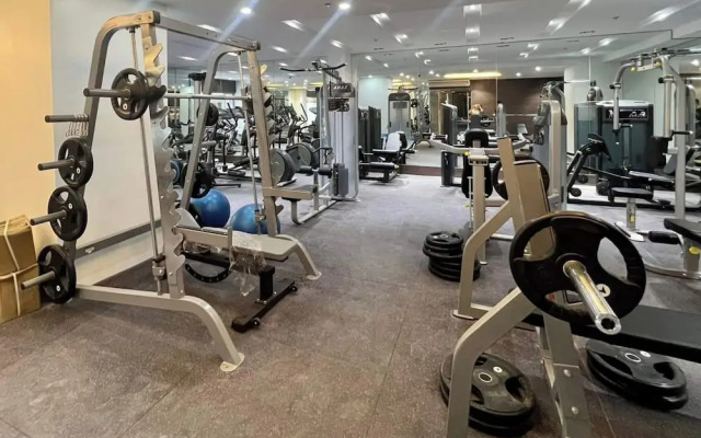 Cozy 1BR Condo in Mandaluyong City With City Skyline View