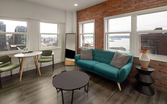 Reside Seattle Downtown, a Wyndham Residence