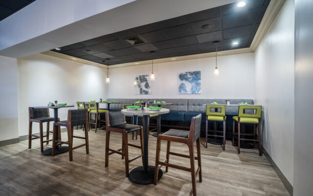 Holiday Inn Mansfield Foxboro Area