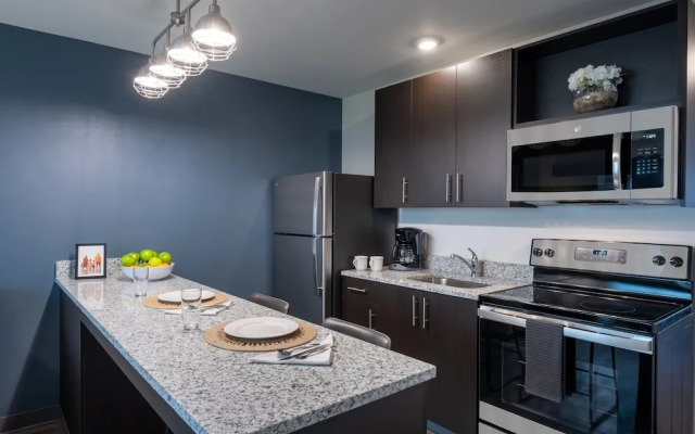 Stay APT Suites Alexandria-Fort Belvoir