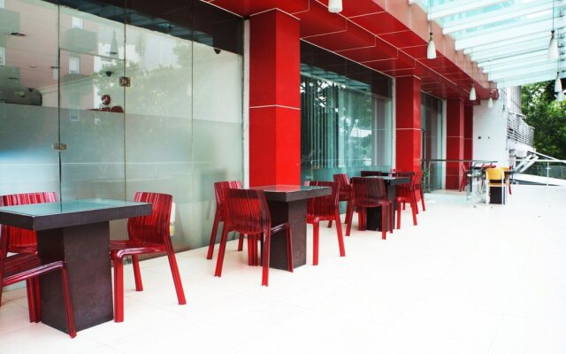 Win Hotel Blok M