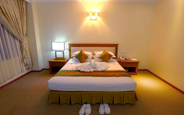 Apex Hotel