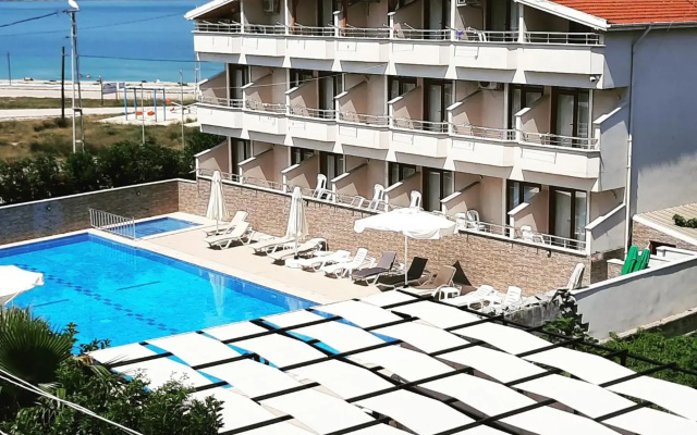 Altinkum Tatil Konaklari