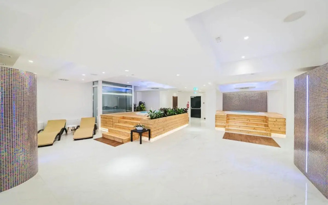 Hotel Garden Hill