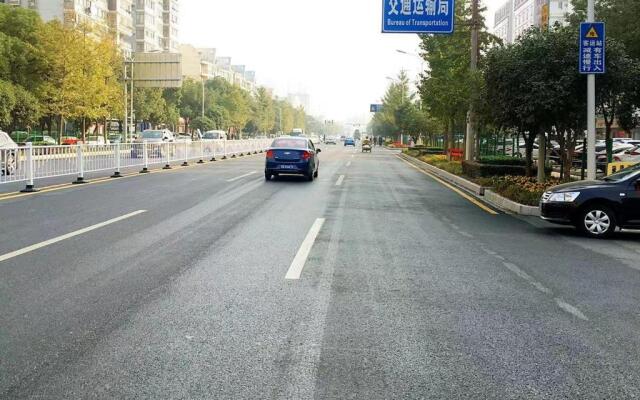 7Days Inn Wuhan Caidian Ferris Yipin