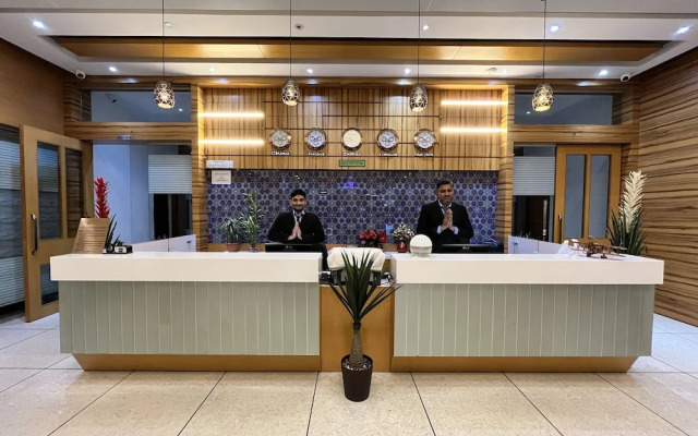 Hotel Grand Darshan Vadodara