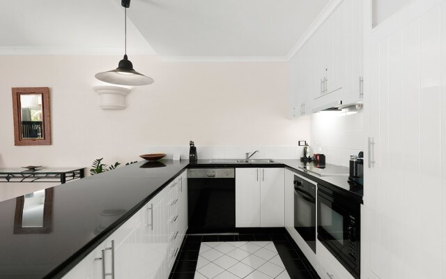 Poolside Apt In Alamanda Resort 74