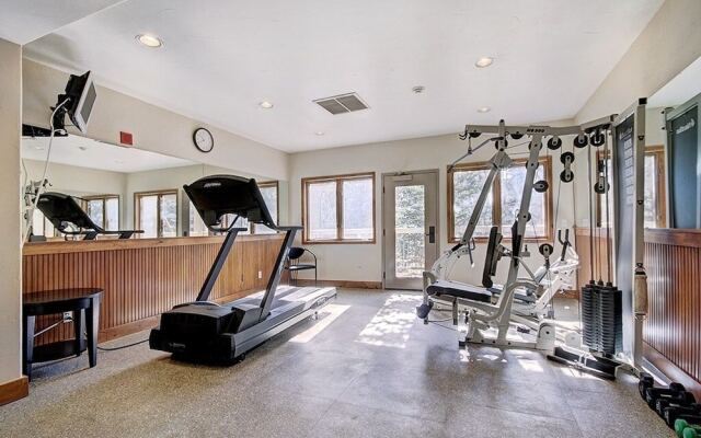 Tyra Riverbend 111 Condo by RedAwning