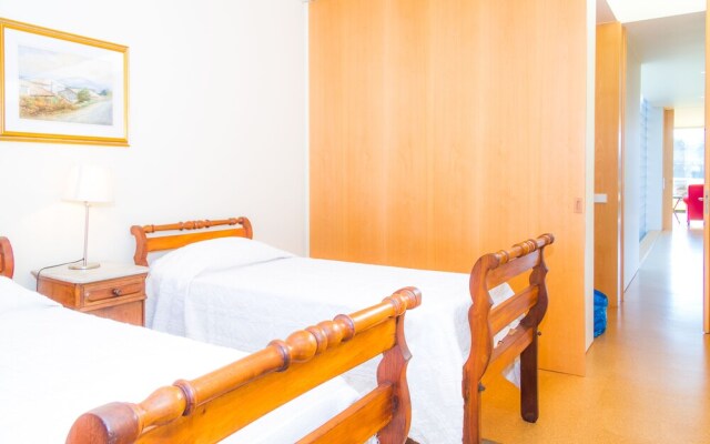 Liiiving In Caminha - Lawny Pool House