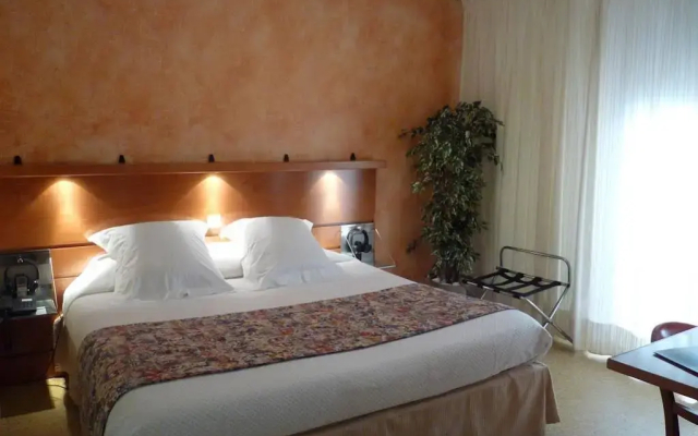 Hotel Ribes Roges