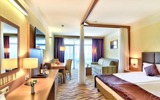 Flamingo Grand Hotel & SPA