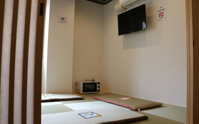 Lore Hostel Doutonbori
