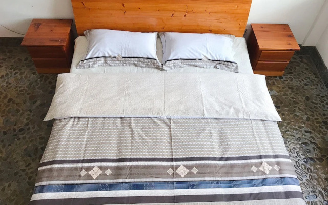 Taining Happy Stone Duplex Apartment