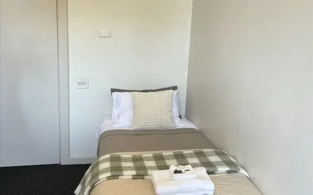 William Farrer Hotel