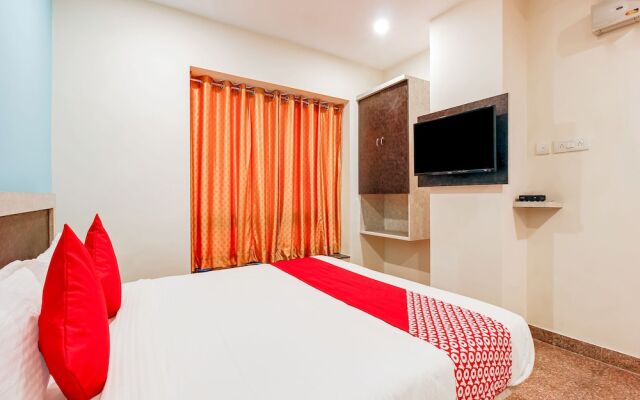 Hotel Vaishnavi By OYO Rooms