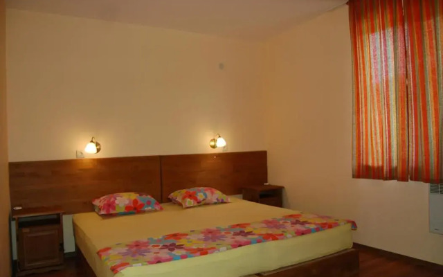Sinia Vir Eco Residence