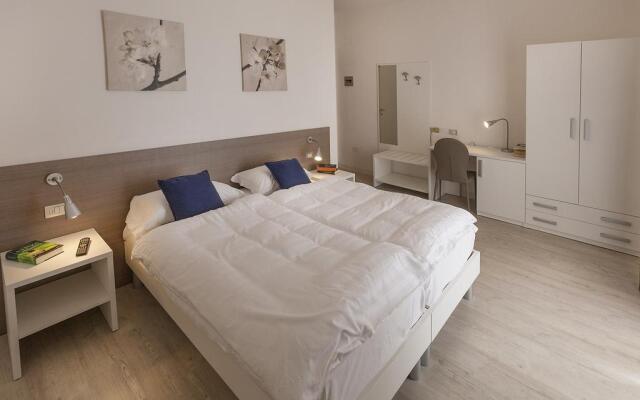 Hotel Roma Aparthotel