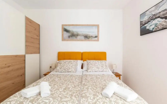 Charming Apartment Sant Elia