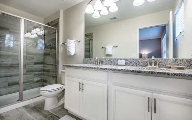 6 Bdrm 5 Bath Golf Resort