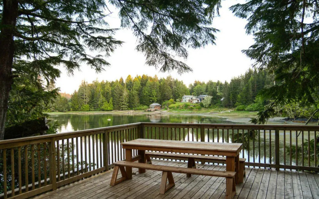 Big Tree Waterfront Vacation Rentals