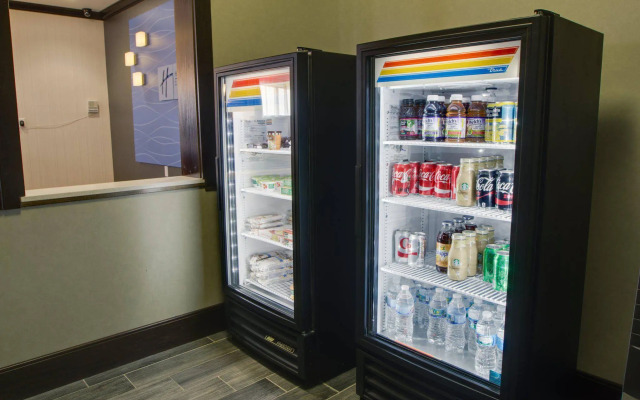 Holiday Inn Express & Suites Sidney by IHG