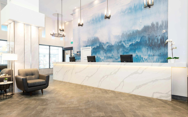 Sandman Signature Calgary Downtown Hotel