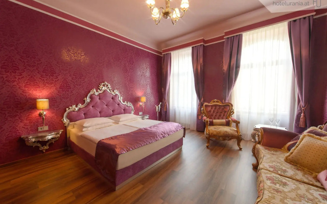 Hotel Urania