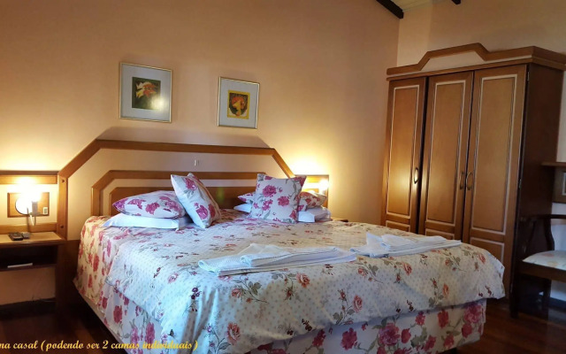 Hotel Pequeno Bosque
