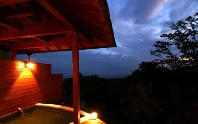 Tsukiyado Luck Hotel