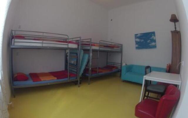 Mandarin Hostel