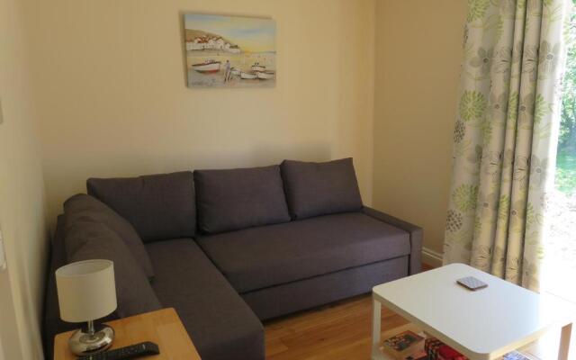 Apple Tree Corner Apartment