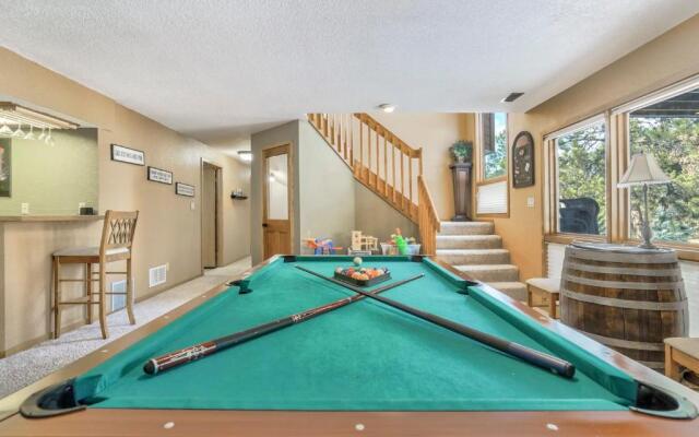 4BD Woodland Lodge Pool Table Grill Dogs Welcome