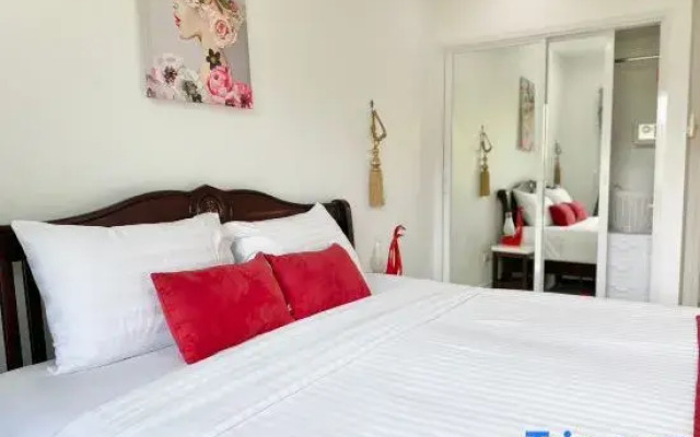 Villa Nap Dau Crown
