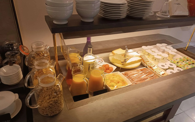 Contact Hôtel des Deux Moulins Limoges - Proche de la gare