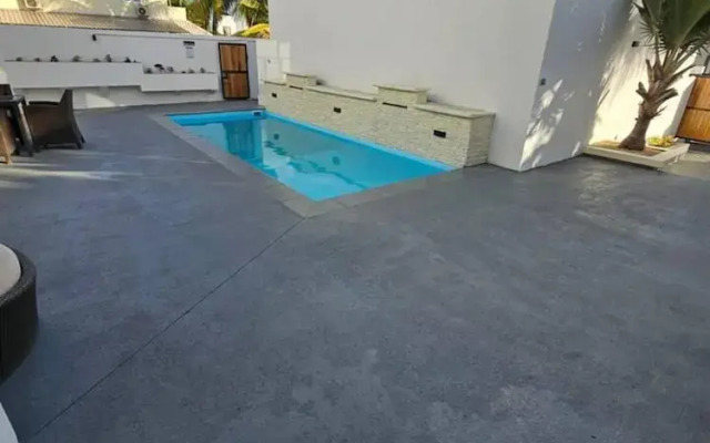 Rooftop Garden Villa Private Pool - Beach Access