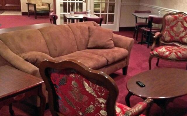 Country Hearth Inn & Suites Willard